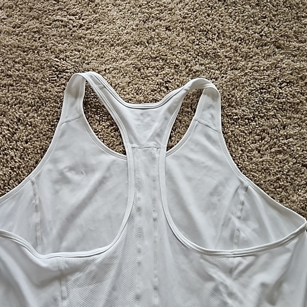 Nike white Dri-fit tank top, size XL - Picture 8 of 9